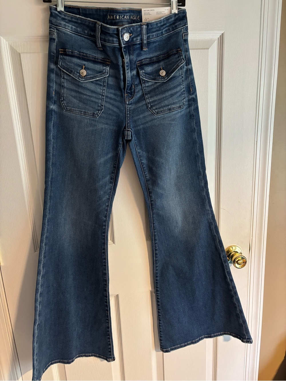 Women’s American Eagle Festival flare jean- size 10
